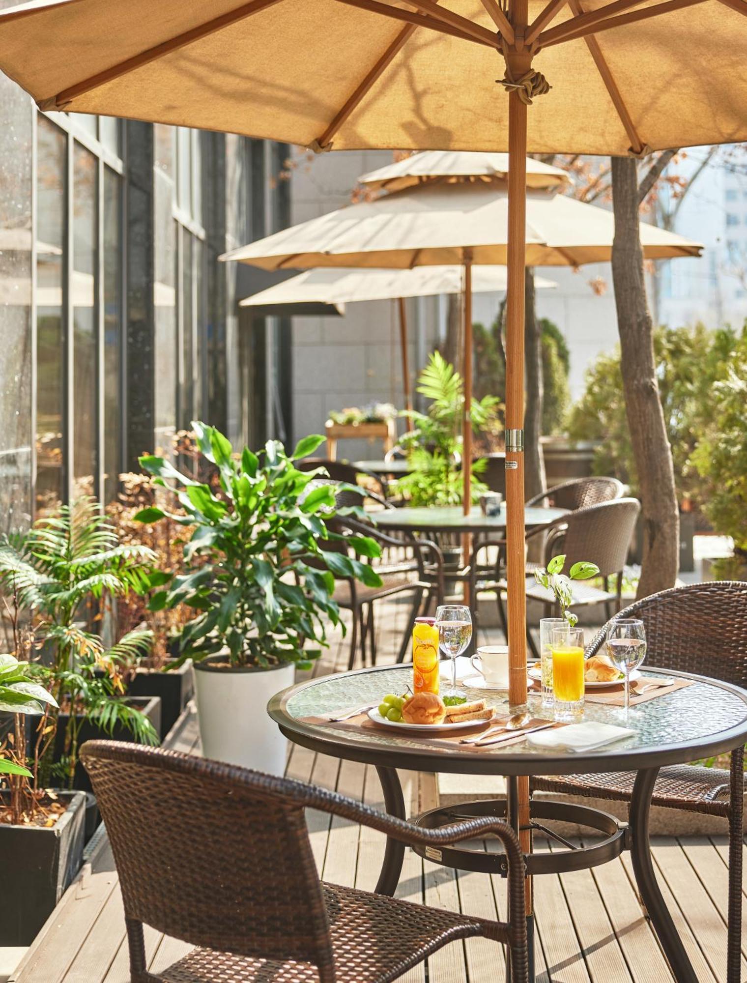 Mayplace Hotel Seoul Exterior photo