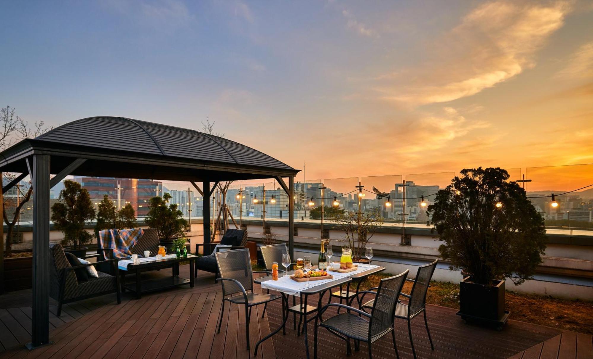 Mayplace Hotel Seoul Exterior photo